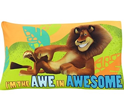 Product: Disney DreamWorks Animation Madagascar Behold My Mane 4 Piece Toddler Bedding Set, Toddler, 1 Count (Pack of 1)