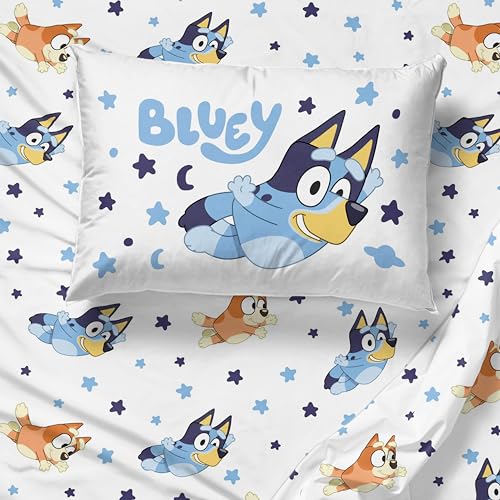 Bluey & Bingo Toddler Bedding Set, 4 Piece Quilt Sheets Pillowcase, Bright Playful Colours, 28 x 52 in 4 Product: Jay Franco Bluey & Bingo Toddler Comforter Set - 4 Piece Bed Set Includes Sheet Set & Pillow Covers - Super Soft Clouds & Stars Kids Bedding