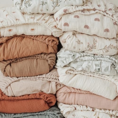 Muslin Crib Sheets, Floral Soft Pink 2 Pack Cotton Bedding, Standard Crib 52 x 28 inches 11 Product: Konssy Muslin Crib Sheets for Girl Boy, 2 PCS Soft and Breathable Cotton Baby Sheets for Standard Crib Mattress, 52"x 28" (Floral, Pink)