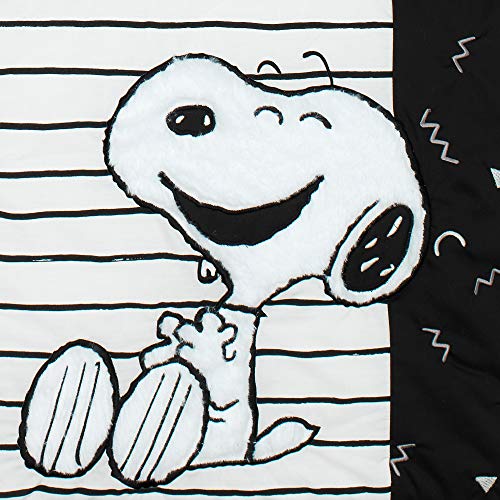 Lambs & Ivy Classic Snoopy 3 Piece Baby Crib Bedding Set, White Black Gray Nursery, 3 Piece Set 7 Product: Lambs & Ivy Classic Snoopy White/Black/Gray 3-Piece Baby Crib Bedding Set